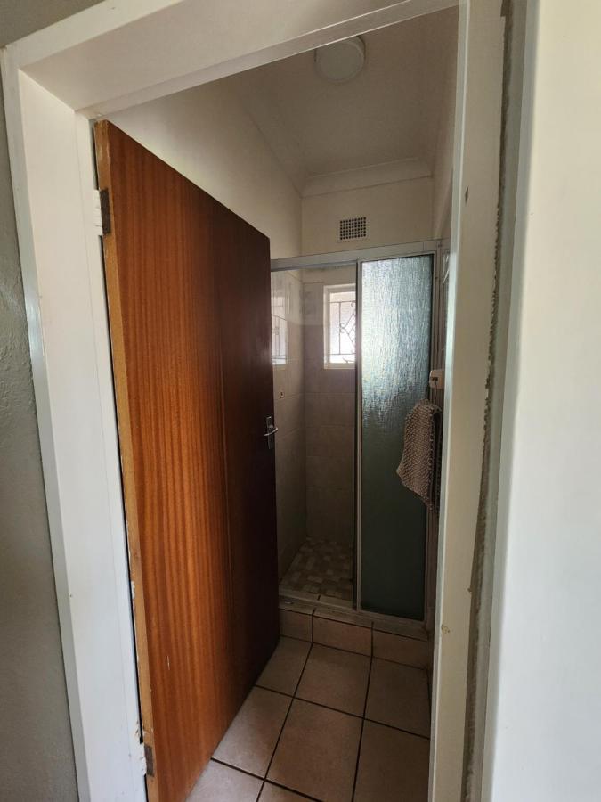 Midway Overnight Rooms Kimberley Esterno foto