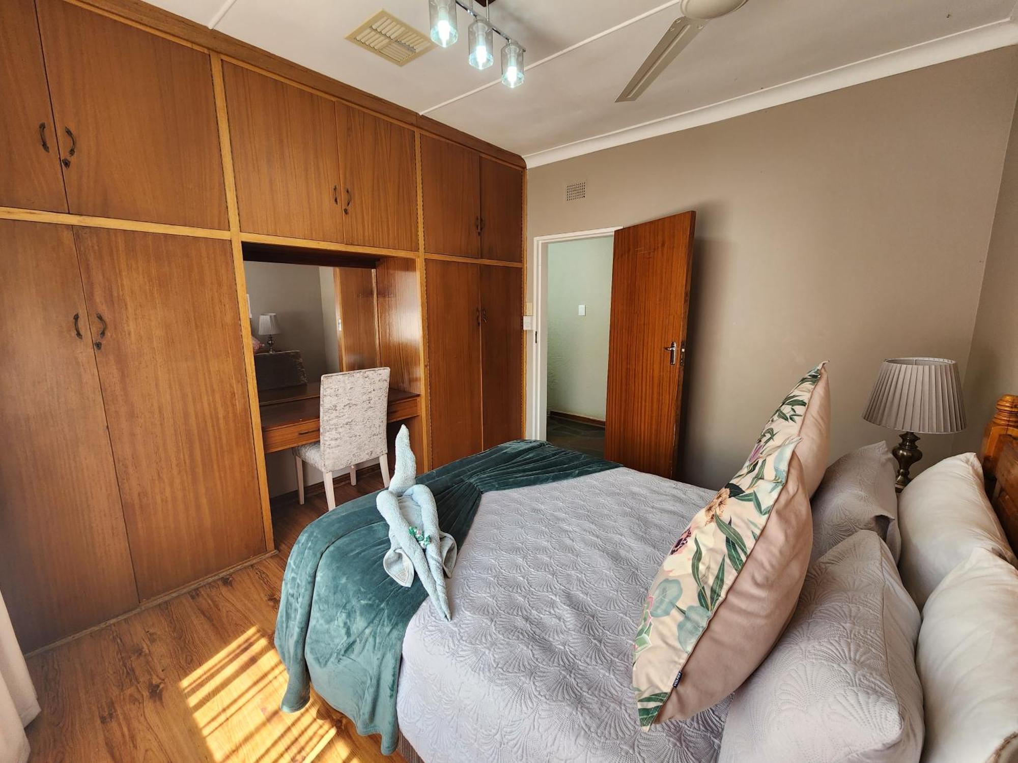 Midway Overnight Rooms Kimberley Esterno foto
